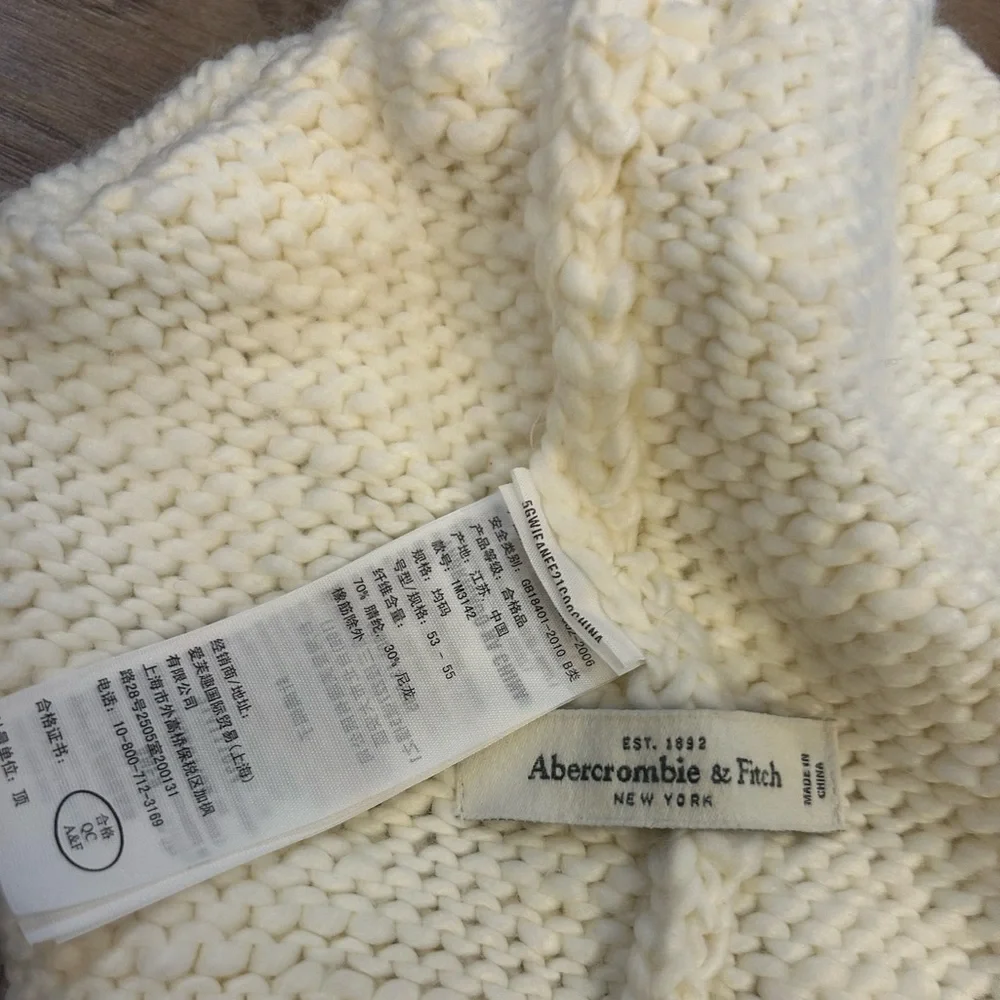 Abercrombie & Fitch Cream Rhinestone Knit Beanie Hat